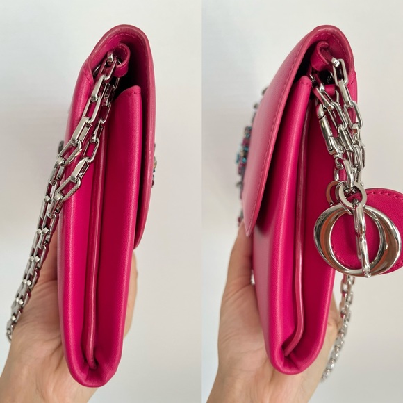 •••SOLD•••$6000 Auth Christian Dior Vif Runway Embellished Leather Chain Bag - Picture 13 of 17